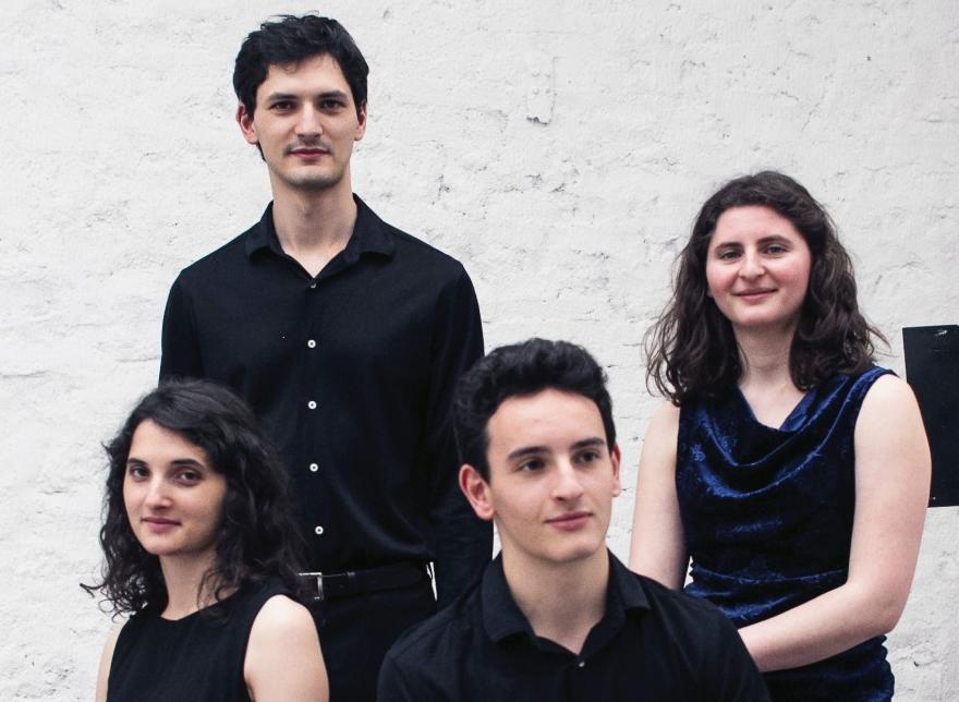 Media Name: quatuor_tchalik_coul_05_julien_daniel_carre_2_-_copie_-_copie.jpg